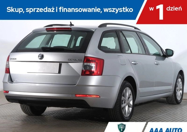 Skoda Octavia cena 63000 przebieg: 96254, rok produkcji 2020 z Otmuchów małe 254